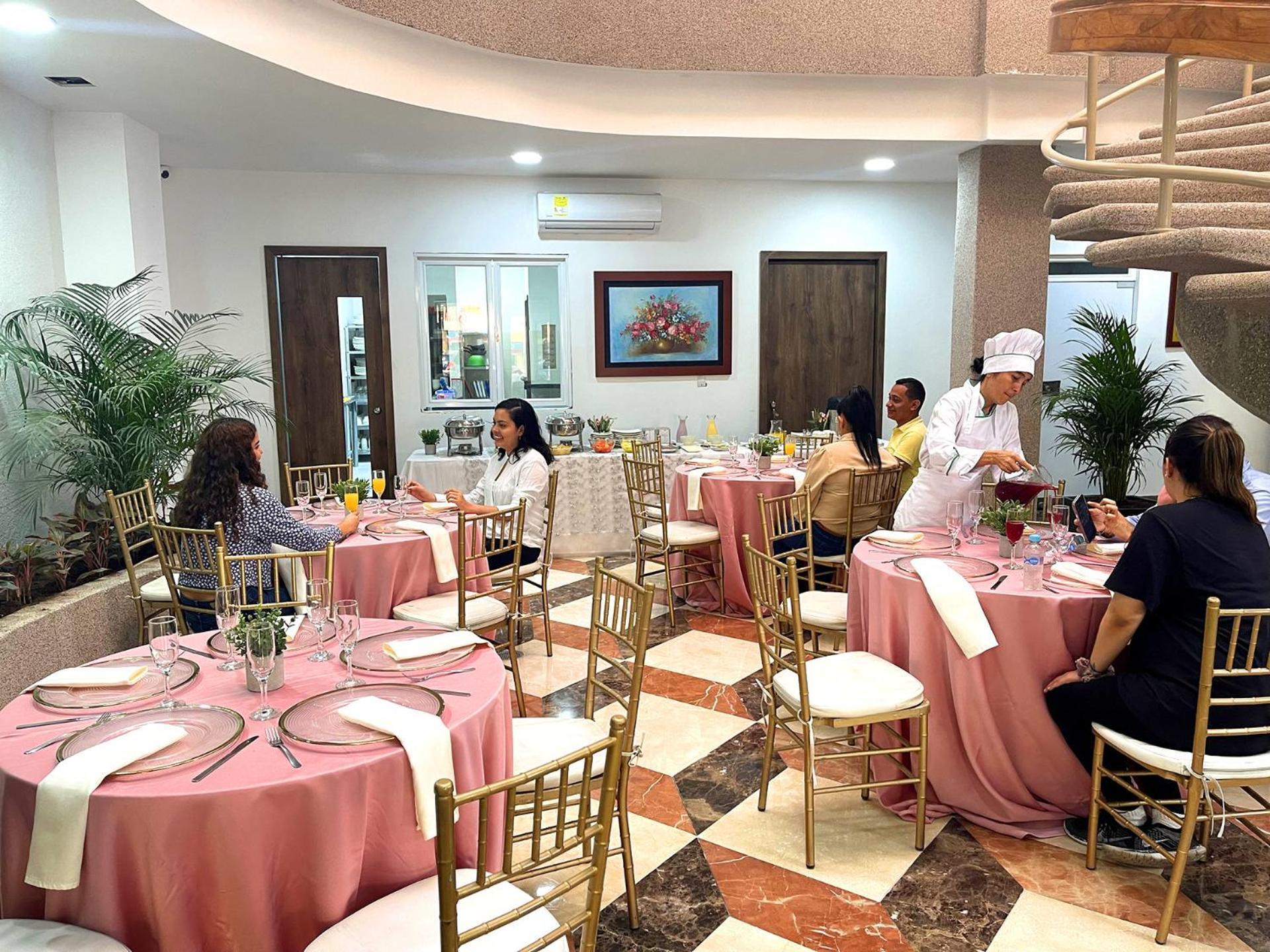 Hotel Prado 72 Inn 巴兰基亚 外观 照片